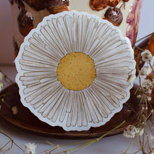 Load image into Gallery viewer, Daisy Sticker